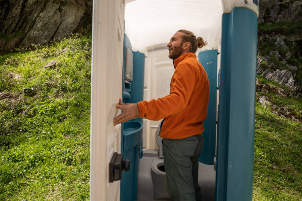 Best Luxury portable toilet rental  in Lochsloy, WA